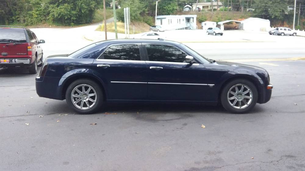 Chrysler 300C 2005 Blue
