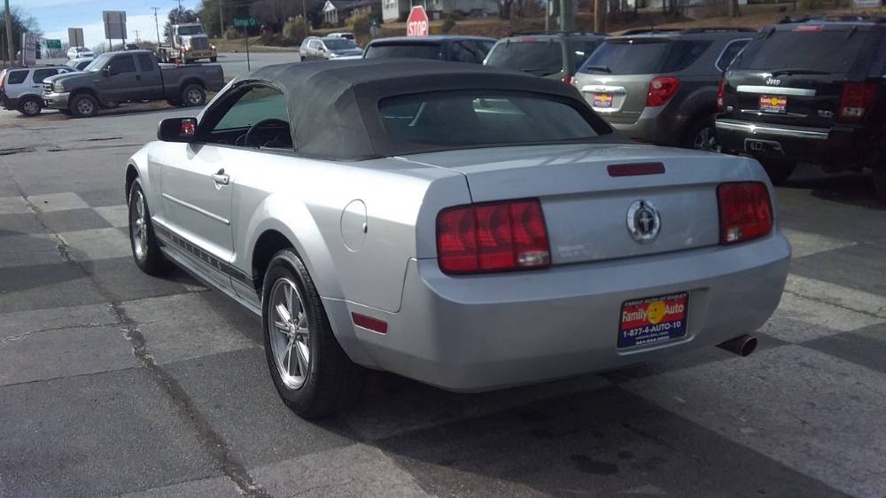 Ford Mustang 2007 Silver