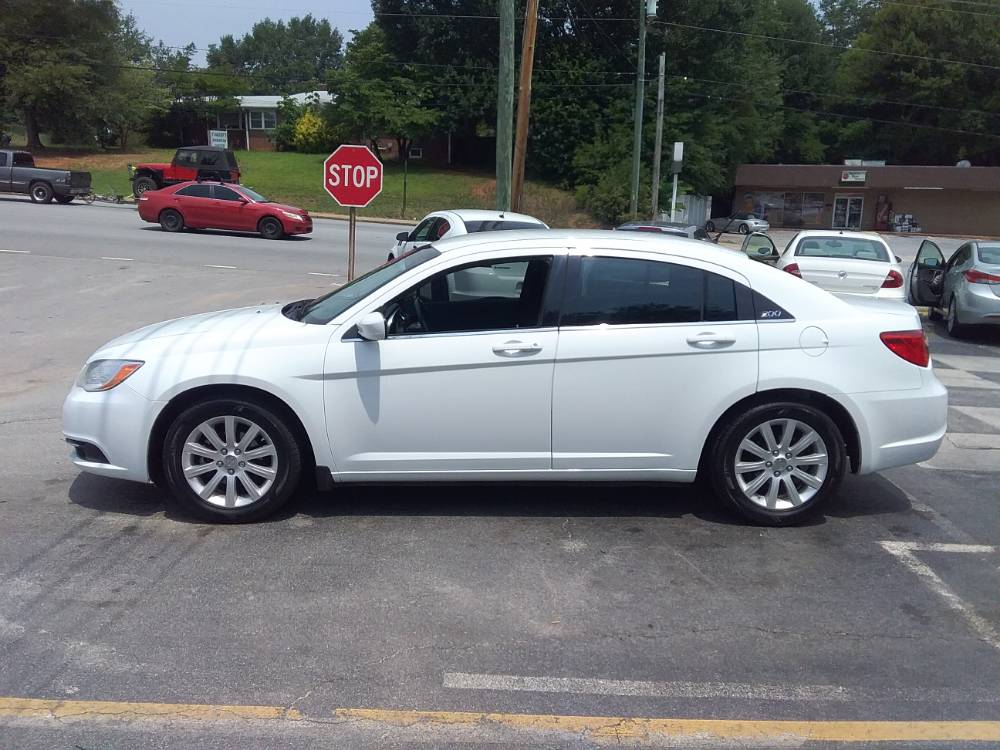 Chrysler 200 2014 White